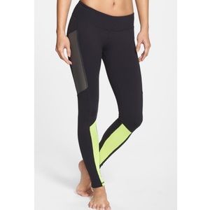 Alo Swift Inset Leggings